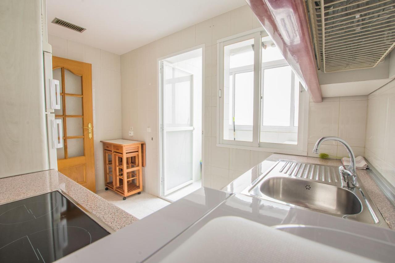 Qh Puerta Real Apartment Гранада Екстериор снимка