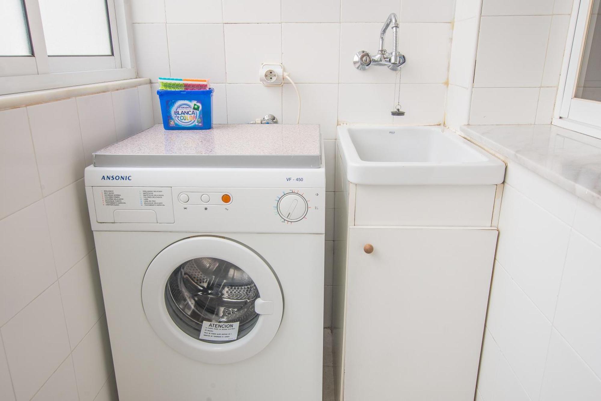 Qh Puerta Real Apartment Гранада Екстериор снимка