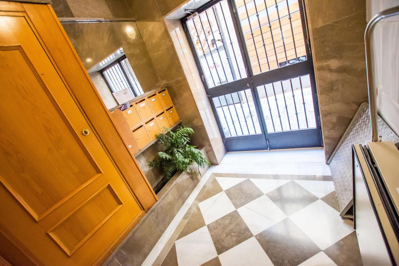 Qh Puerta Real Apartment Гранада Екстериор снимка